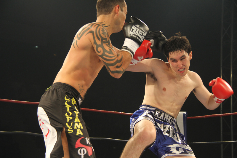 Ganador a los puntos y nuevo Campe&oacute;n del Mundo de Kick Boxing: &iexcl;Aitor Eguzkiza!